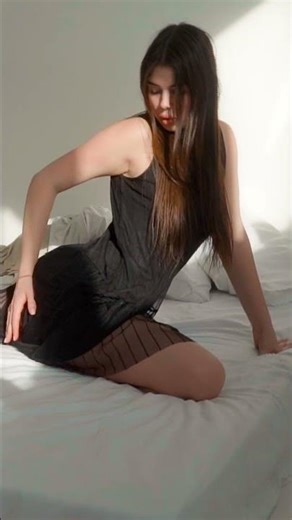 ELEGANT HOME YOGA 🌸 | Lisa’s Stretch & Flow in a Dress