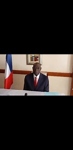 L’ANCIEN #PRÉSIDENT DE LA #TRANSITION, #MICHEL #DJOTODIA #AM #NONDROKO, A TENU CE JOUR UNE CONFÉRENCE DE PRESSE À L’HOTEL LEADGER PLAZA AFIN D’APPORTER SON SOUTIEN AU CANDIDAT NUMÉRO 1, LE PROFESSEUR #FAUSTIN #ARCHANGE #TOUADERA. IL A LANCÉ UN APPEL SOLENNEL AU PEUPLE CENTRAFRICAIN POUR S’UNIR DERRIÈRE LE CANDIDAT TOUADERA. | Modjo Ngaba Albert