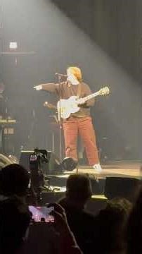 Lewis Capaldi - Live - Chicago 2026 - Entrance