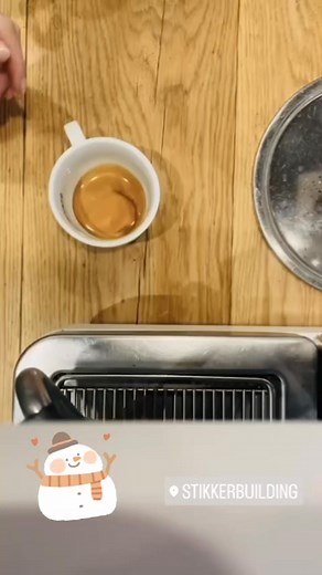 Latte art by Lizzy ☃️ #arnhem #lunch #restaurant #koffie #cappuccino #latte #lunchen #catering #latteart #salade #winter #snow | Commanderie Gelderse Poort