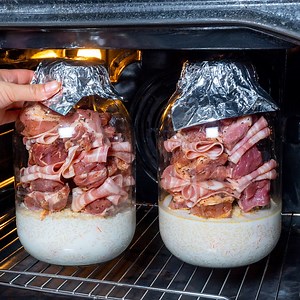 23K views · 97 reactions | Jag fyllde en glasburk med ris och fläskkarré på spett och lagade perfekt middag Ingredienser: ris - 250 g morot - 250 g lök - 200 g matlagningsgrädde - 600 ml fläskkarré - 1,2 kg salt - 10 g svartpeppar - 5 g basilika - 3 g paprikapulver - 5 g UGN 180 °C/50 MIN | Cookrate - Svenska | Facebook