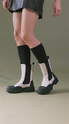 🔸Comfort on REPLAY🔸 Ανακαλύψτε και εσείς τα νέα σχέδια της REPLAY, για να τα φοράτε ξανά και ξανά αφού πέρα από το μοντέρνο στυλ σας προσφέρουν ποιότητα και άνεση στο βάδισμά σας. Η καλύτερη επιλογή για φέτος το χειμώνα! ✅ Ταξιαρχών 77, Κορυδαλλός & Ιερά οδός 236, Αιγάλεω ✅ Για τηλεφωνικές παραγγελίες: 210 5985525 🌐 https://www.mylonas-shoes.gr/ #mylonascomfortshoes #mylonasshoes #ShoeAddict #Fashionfootwear #replay #replayfootwear #fyp