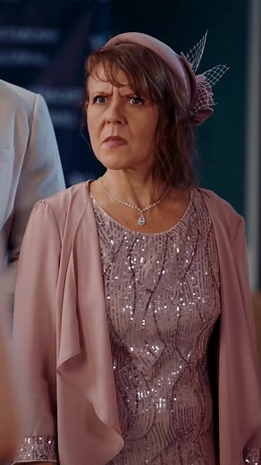 After being cast aside by the man she helped rise to power, Eleanor—secret CEO of the powerful Thunder Circle—is thrust back into the spotlight when a mysterious billionaire proposes marriage, shaking high society to its core. | DramaBox- drama movies3