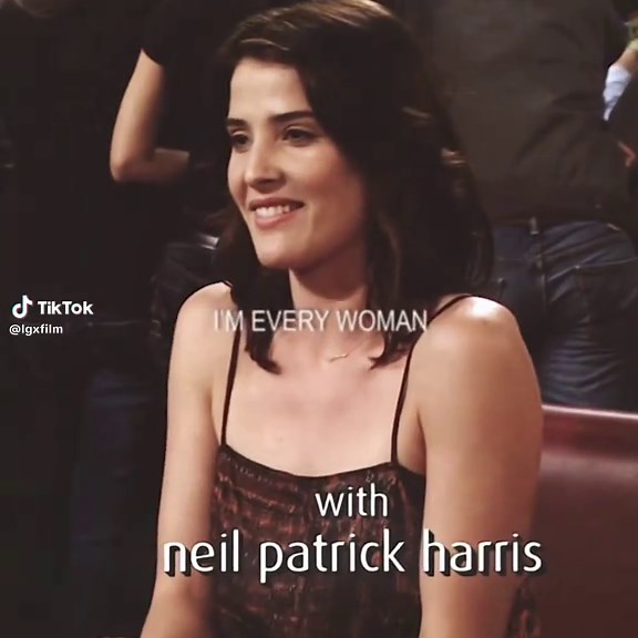 Robin Scherbatsky's Look in Season 8 of HIMYM