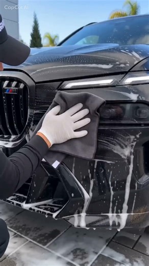 "Yeh BMW bilkul barbaad thi… phir dekho magic 😳🔥"