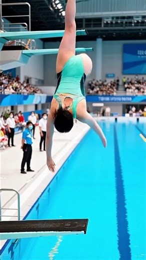 「努力は裏切らない」飛び込み女王、歓喜の涙🥺🏆#美女 #sports #beauty #올림픽 #beautiful #shorts #オリンピック #olympics #diving