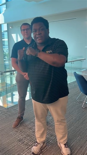 Our Terminal Ops team just wanted to take off with a little humor on National Aviation Day! And as Yahoo said, you’d better have laughed. 🫵🏽 | Nashville International Airport