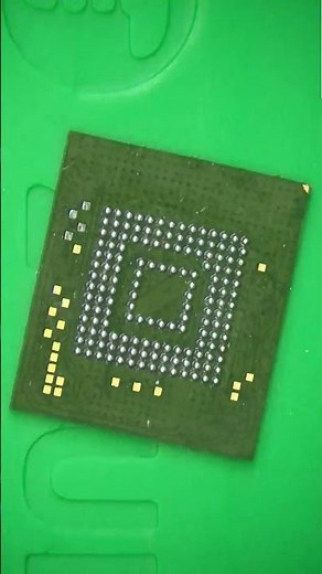 $4 BRICKED Firestick | Can We Fix It? #righttorepair #amazonfirestick #soldering #microsoldering