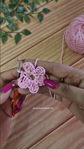 Let’s Crochet a Spring Flower Wreath! | Easy DIY Crochet Tutorial | Step by step | Beginners