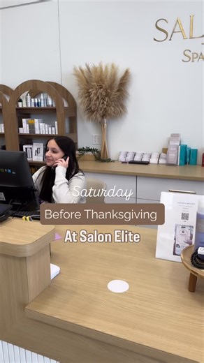 Missing a couple people but most of the team showed up and showed out for this holiday weekend!! We are blessed & busy at Salon Elite! We love seeing all of your beautiful faces in our chairs!! Now who’s ready to take on the holiday season this year !? | Salon Elite-Woodbury