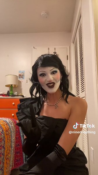 bugs bunny drag moment #drag #dragthing #pdxdrag #dragmakeup #clown #nonbinary #theythem