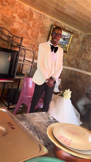 Tate Photographer (@tatewedding_photographer)’s videos with original sound - Tate Photographer