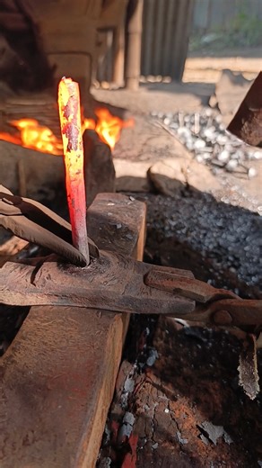 How Nails Are Made by Hand - Satisfying Blacksmith Art#nailart #youtubeshorts#viralvideo #foryou