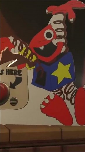 Encuentro la CARDBOARD de Boxy Boo en Project Playtime