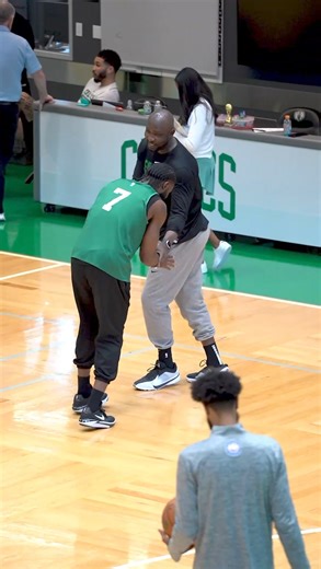 213K views · 903 reactions | Jaylen Brown working on his BOXING skills at practice - #celtics #nbaplayoffs #nbafinals ⚡️ by PrizePicks Gametime | CLNS Media Network | Facebook