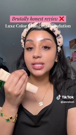 Not my cup of tea 🫖 #colorchangingfoundation #luxefoundation #skinadapfoundation #summervibes