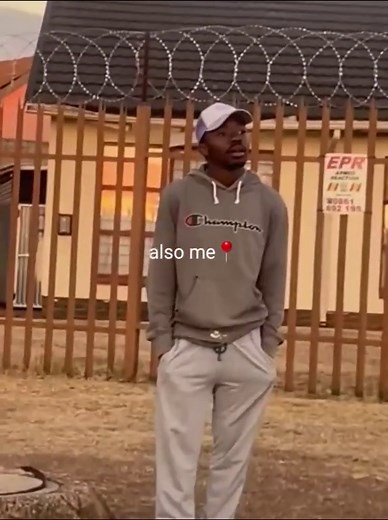 Funny Outdoor Moments: Casual Antics in Everyday Life