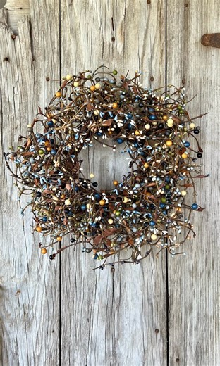 Pip Berry Wreath: Country Primitive Front Door Decor - Etsy