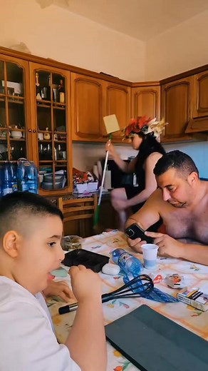 Plictiseala | Veronica Cov