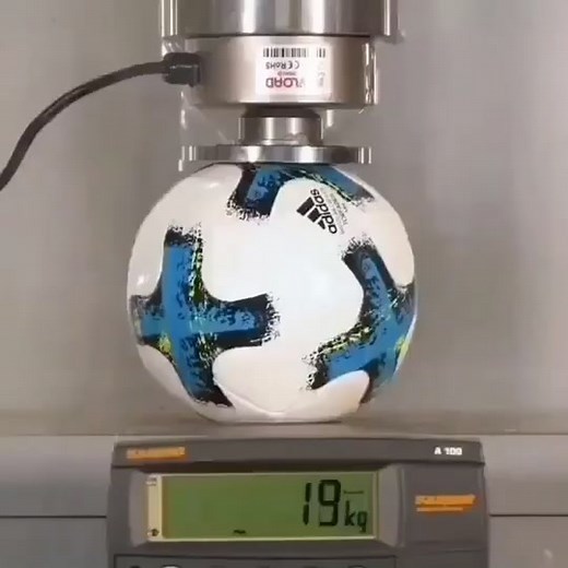 Boom💥 #futbol #soccer #fyp #satisfying #hydro #soccerplayer #asmr #parati #foryourpage