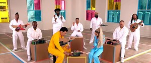 Watch This Nintendo-Labo-Powered Performance From Ariana Grande, The Roots, And Jimmy Fallon