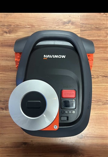 Hi folks 👋 We were in this beautiful home in Ballyfore this morning installing the new Segway Navimow H230. This machine can cover up to 3000m², so it will comfortably keep this lawn looking perfect all season. The new Segway models are an absolute dream to install — no antennas required, just plug and play. If you're thinking about a robotic mower, leave a comment or send us a DM for a free quote. Have a great weekend folks! ☀️🌱 #segway #navimow #h230 #ballyfore #installation