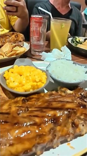 You Must Try The BBQ Spare Ribs at TG FRIDAY'S BGC Manila Philippines 🇨🇿