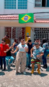 Y cómo terminan las Fiestas en Tu País ? | Orlando Quiñonez