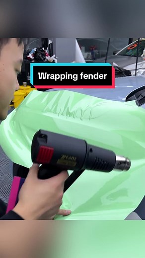 Wrapping fender#carwrap #nicaicarfilm #vinylwrap