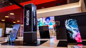 3.6K views · 33 reactions | Un nou Pop-Up Store Samsung te așteaptă în Băneasa Shopping City să descoperi o galaxie de inovație și device-uri care vor schimba modul în care percepi lumea. Hai în vizită! | Samsung | Facebook