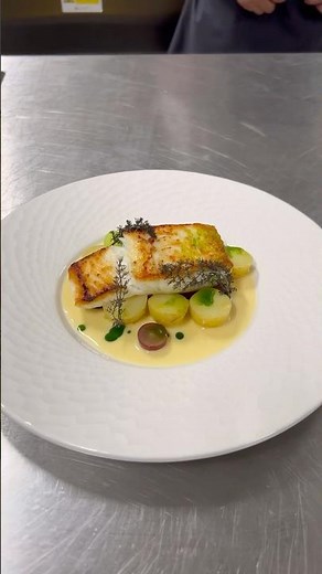 How to cook stone bass filet like a British master chef