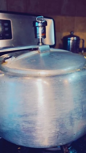 #RoshFamm #CookingWithRoshi #Recipe #Dido #Quick&Easy #SpotlightAPI #LoveYourSelf #foryou #foryoupage #tiktokNepal #tiktokUsa #fypシ #goviral #virginia