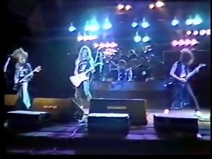 Amazing performance with Cliff👌🏻 . ..Back to the front You will do what I say, when I say Back to the front You will die when I say, you must die Back to the front You coward You servant You blind man.. 🖤🖤🖤🖤 "Disposable Heroes" Master of Puppets album St. Goarshausen 1985 . ☆ Writers:😘James, Lars & Kirk . ☆ fun fact: "Disposable Heroes" was the first song off of Master of Puppets to be debuted live. It was first played on September 14, 1985, in St. Goarshausen, Germany. 👇🏻 | Metallica m