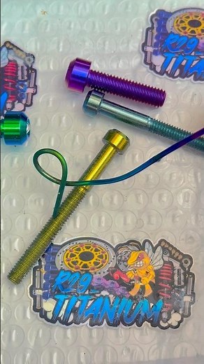 GR5 titanium bolt coloring process #titaniumgr5 #bauttitanium #shotsvideo #foryou