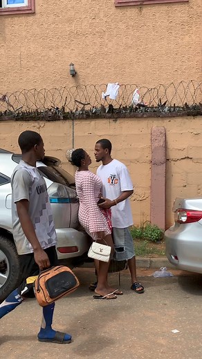 1.1M views · 10K reactions | Fake call prank so funny 藍藍藍藍 | Kingpanly1 | Facebook