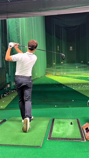 Driver distance-boosting is all about hitting the sweet spot accurately. No matter how hard you try to maximize your club head speed, if the ball doesn't strike the center of the clubface (the sweet spot), the energy transfer efficiency drops, and you'll lose significant distance. #fyp #foryoupage #viral #golfing #golfingreels #golfcourse #failgolfing #sports #funnysport | Golf Guy 92
