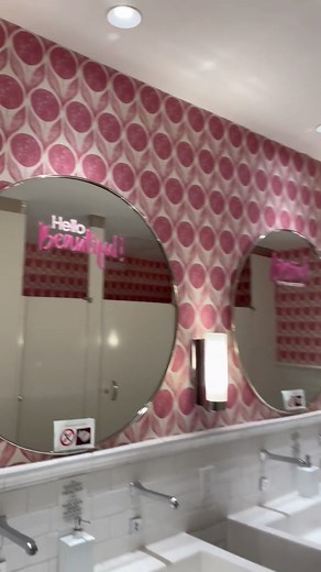 102K views · 495 reactions | We are Avon, of course we are iconic! ⭐️✨ #avoninsider | Avon | Facebook