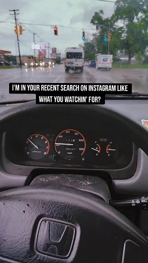 28 reactions | Peep the cat paw prints on my steering wheel  #rd1 #honda #projectcar #jdm #hondacrv #firstgen #loweredmomcar #shitbox #stocknslow | Shitboxrd1 | Facebook