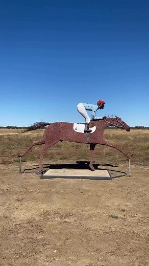 Where else can you spot an emu made of engine parts or a ram from barbed wire… in the middle of Outback Queensland, of course! Welcome to the Lake Dunn Sculpture Trail — a 200km circuit of quirky creativity, Outback charm and big-sky beauty, starting in Aramac (about 70km north of Barcaldine) or accessible from Jericho. Travel the loop in either direction and keep your eyes peeled for 40 larger-than-life sculptures, with new additions popping up each year! From dogs to wedge-tailed eagles, every