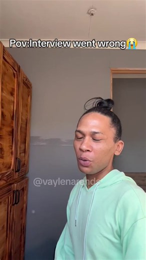 Die mense wat die interviews doen moet tog spesifiek wees😭 #vaylenwithav #lgbt🌈 #fyp #capetown #southafricatiktok