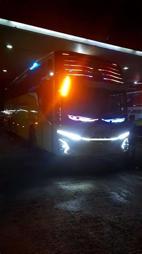 cunak#basuri#busmania #mobilbasuri #automobile #mhntrans #buspariwisata #telolet #basuriv5#busbasuri