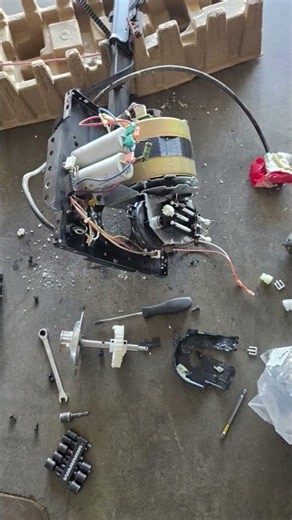 Damaged gear. Let's replace motor. Oh no! it's too long!!! I got the part. Replace belt gear. 👍👌❤️