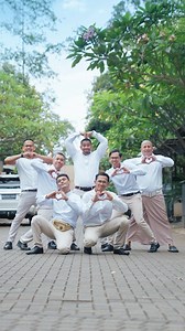 Fitrop Fitrop on Instagram: "Ini adalah jeritan ketidakberdayaannku jikalau diberi kejutan yg terlalu so sweet severty ini.. Bukannya tak suka dan tak terharu, masalahnya kalau terlalu sweet severty ini khawatir aja bunn gula darah jadi tydack terkontrol.. Untung ada DiabetaCare, susu kontrol gula darah dengan kandungan PROCARE (multifiber, selenium, chromium serta tinggi kalsium dan vitamin D, omega 3 & 6, 12 vitamin dan 7 mineral, bebas gula sukrosa). Yang bisa kamu dapetin di store fav kamu, 