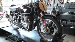 541 reactions · 455 shares | #heroesmotorcycles #caferacer #factoryracer #matchless #motorcycles #california #losangeles #sergebueno | Heroes Motors Los Angeles | Facebook