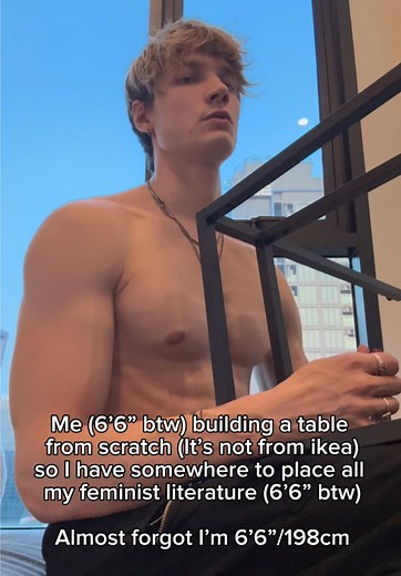 6’6/198cm btw :)