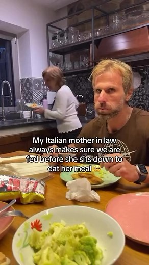 Italian Moms are the Best. ♥️ 🇮🇹. (santindarainitaly/ig) #italianfood For more please follow instagram.com/waitalians | We Are Italians