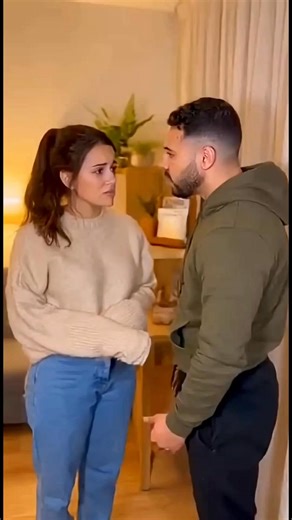 ‎فطيمة البيضاوي‎ on Instagram‎: "غير خرجان نحوسو مدارن ولو منعودهاش ♥️ 👍 #newyear #newyearseve #holidaygreetings #christmasbreak #christmasday"‎