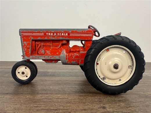 Vintage 1960s Tru-scale 1/16 Farm Tractor Die-cast Farm Toy Classic Red Tractor Collectible Tru-scale Toy Tractor - Etsy