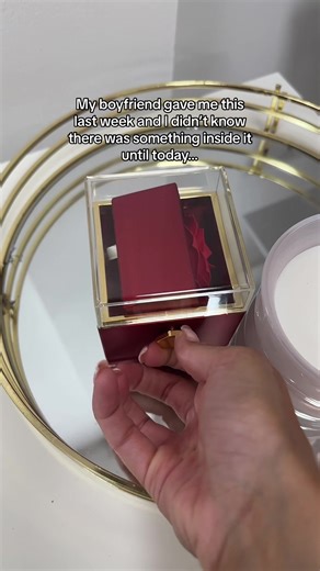 Promise Ring Rose Box: Forever Flowers for Your Special Occasion