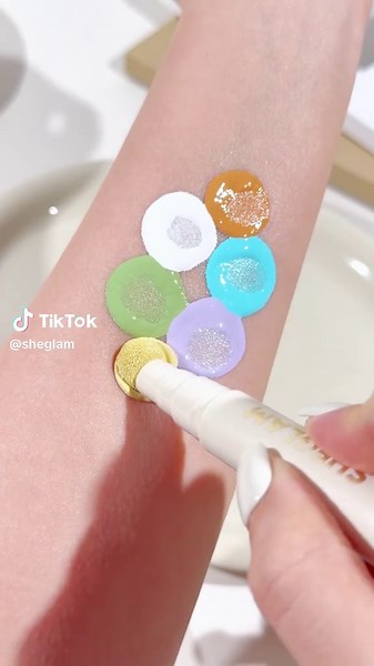 Explore Glam-Changing Concealers for Every Skin Tone